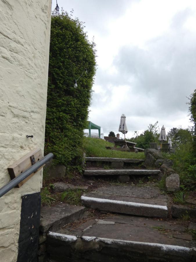 The Farmers Arms, Cwmdu Llanwddyn  Eksteriør billede